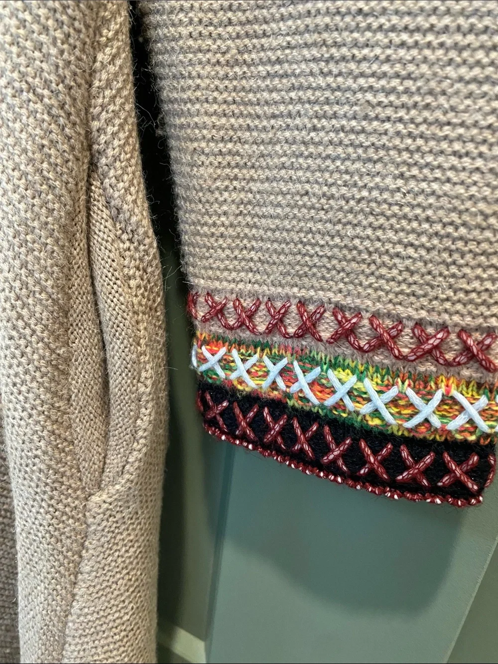 Simply Couture Beige Knit Swing Cardigan with Multicolor Embroidered Trim - Picture 5 of 6